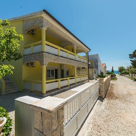 Apartments Vam Vir Ngoại thất bức ảnh