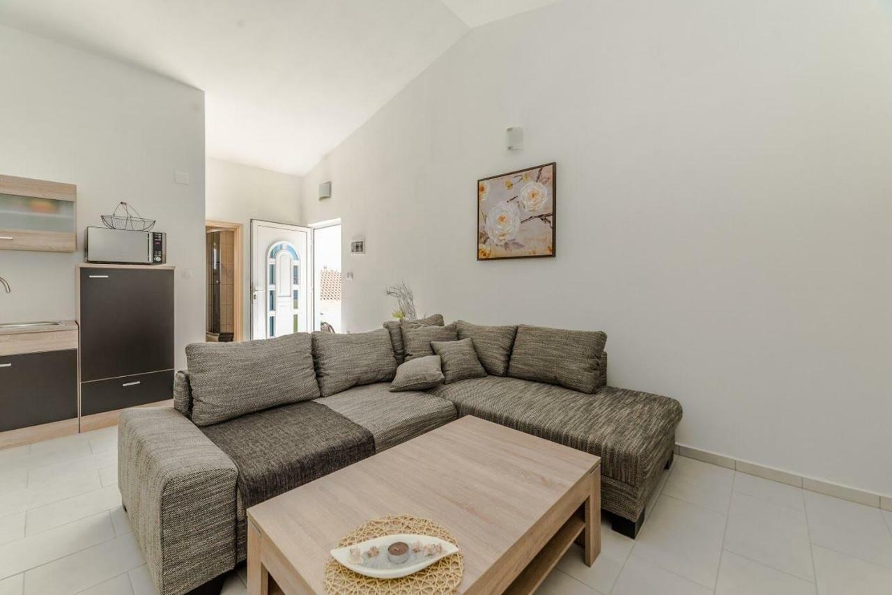 Apartments Vam Vir Ngoại thất bức ảnh