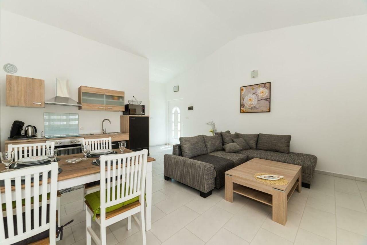 Apartments Vam Vir Ngoại thất bức ảnh