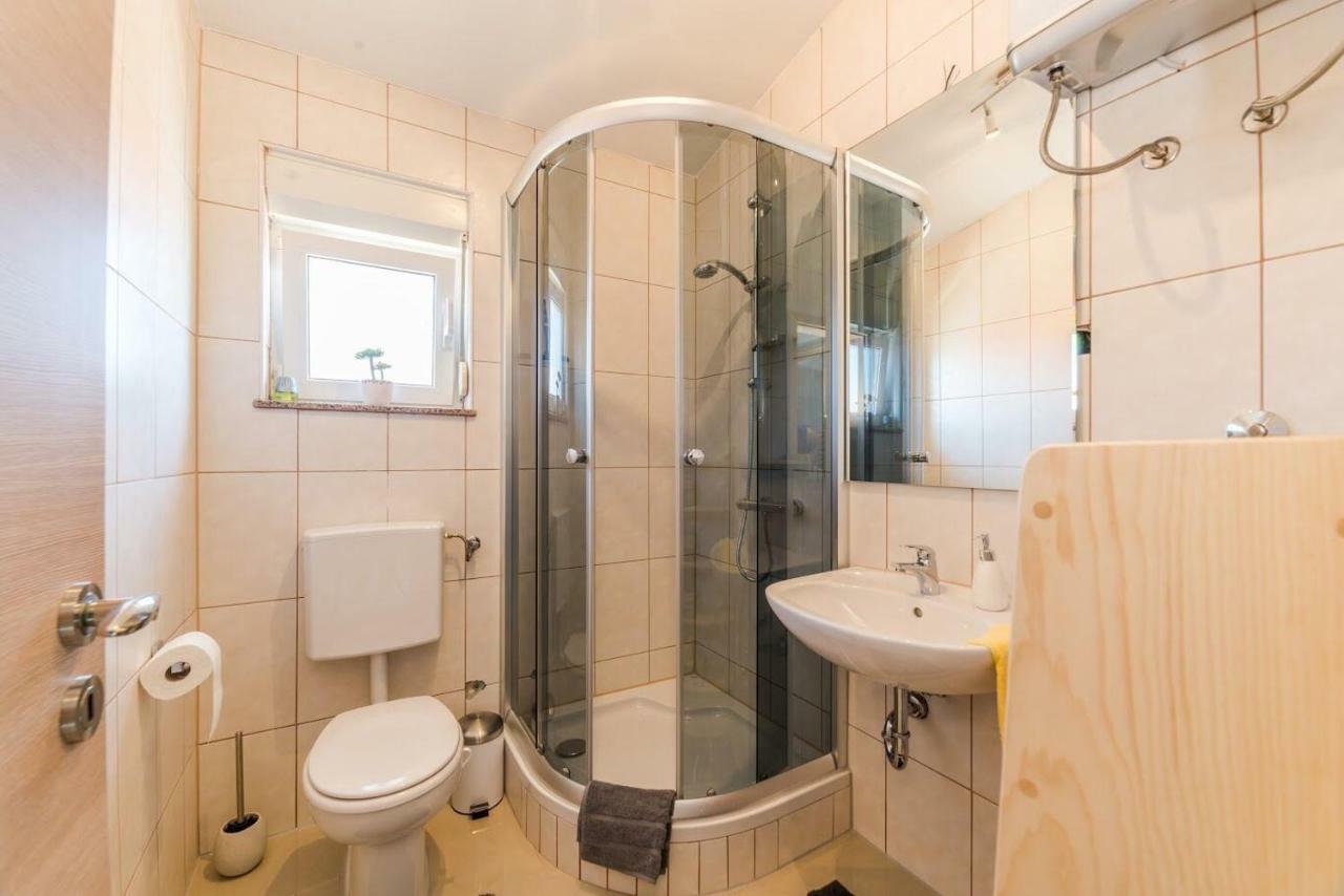 Apartments Vam Vir Ngoại thất bức ảnh